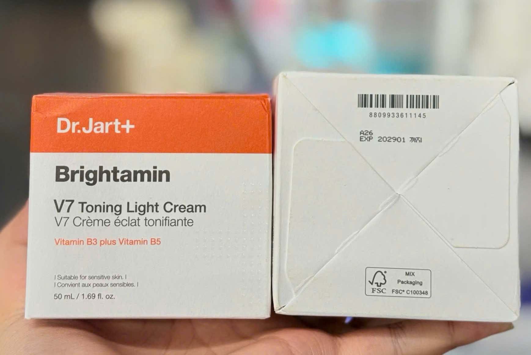 dr jart+ brightamin v7 toning light cream