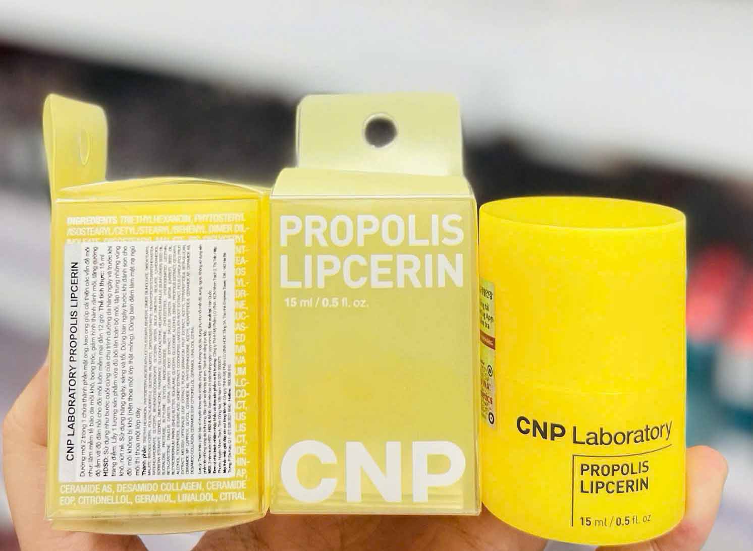son dưỡng môi keo ong cnp