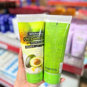 sữa rửa mặt bơ thái