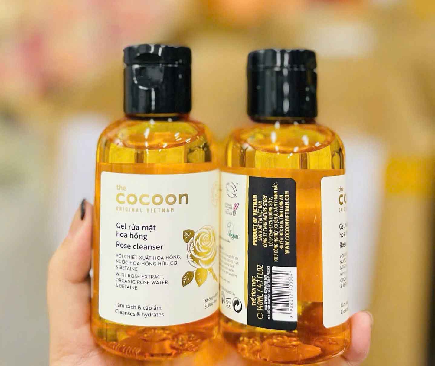 sữa rửa mặt cocoon hoa hồng
