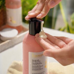 sữa rửa mặt sen hậu giang cocoon