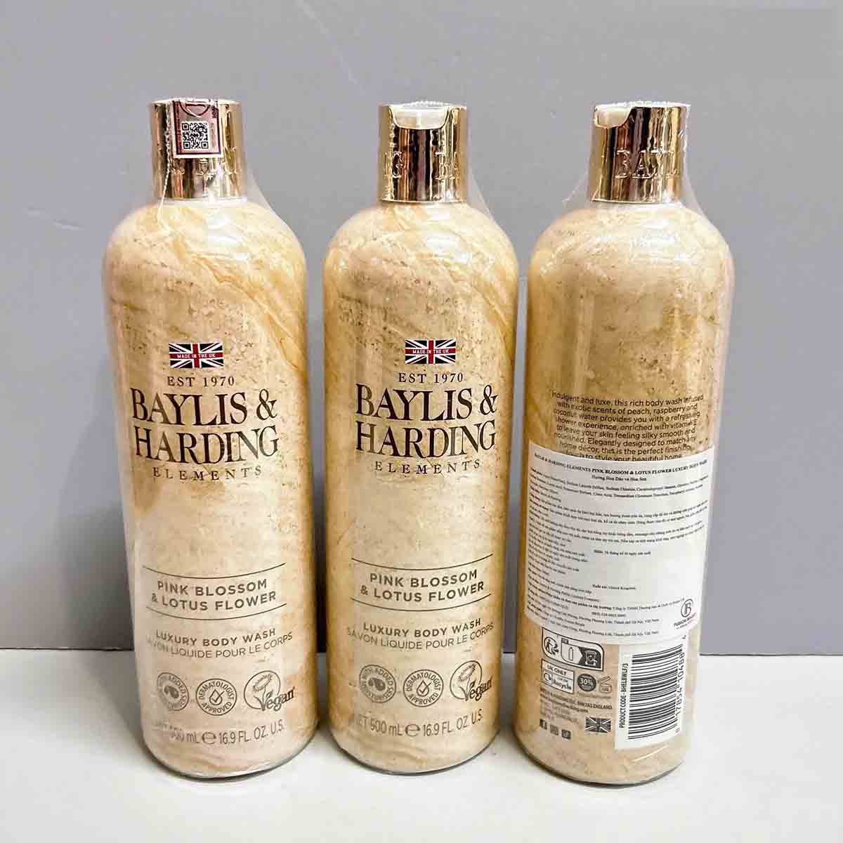 Sữa tắm Baylis & Harding pink blossom