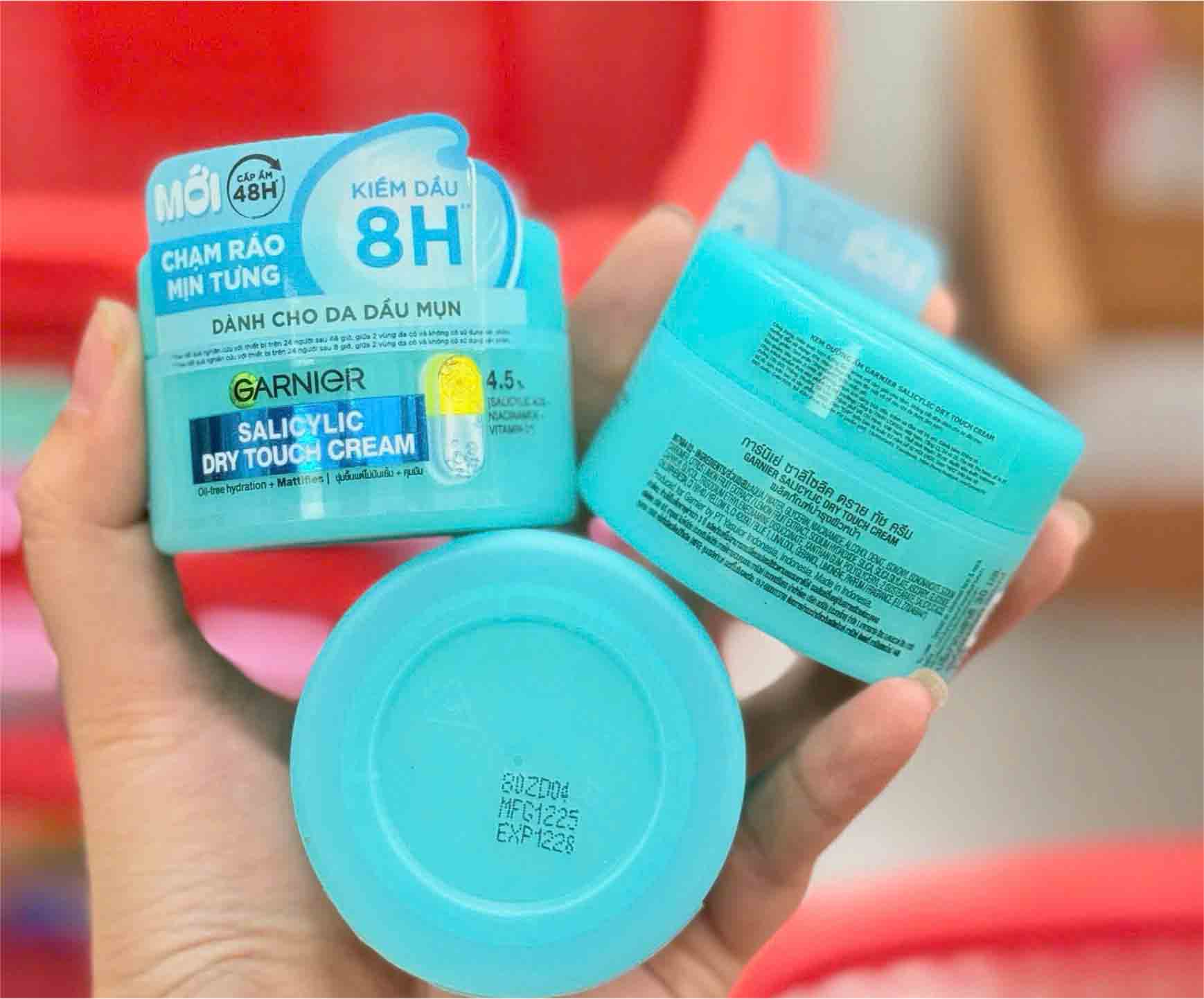 kem dưỡng garnier nho xanh