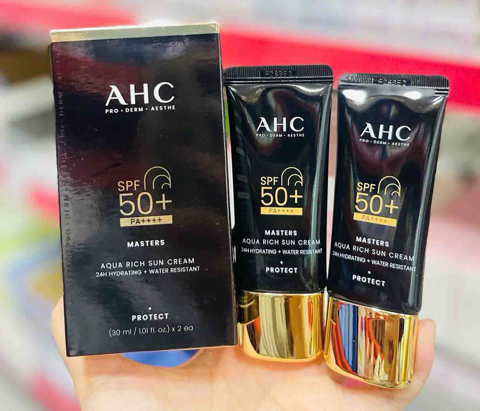 AHC Masters Aqua Rich Sun Cream