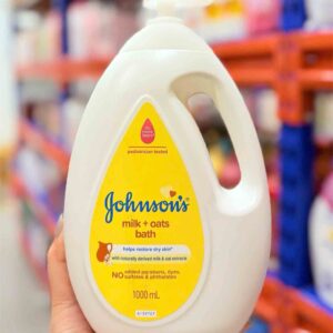 Johnson sữa tắm yến mạch (Milk + Oats)