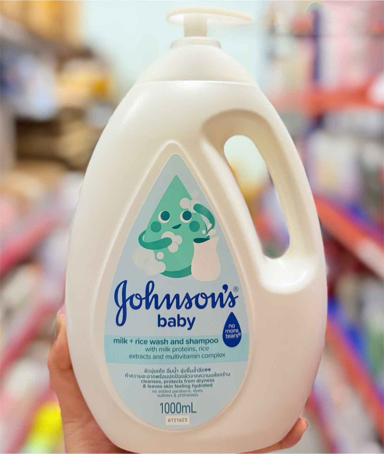 Sữa tắm Johnson's chứa sữa và gạo 1000ml