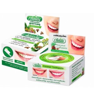 Kem trắng răng Green Herb Clove Toothpaste Thái Lan 25g