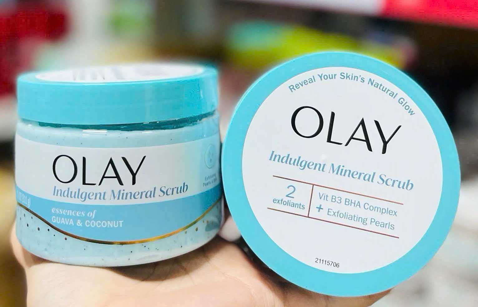 Tẩy tế bào chết Body Olay Indulgent Mineral Scrub 311g 1