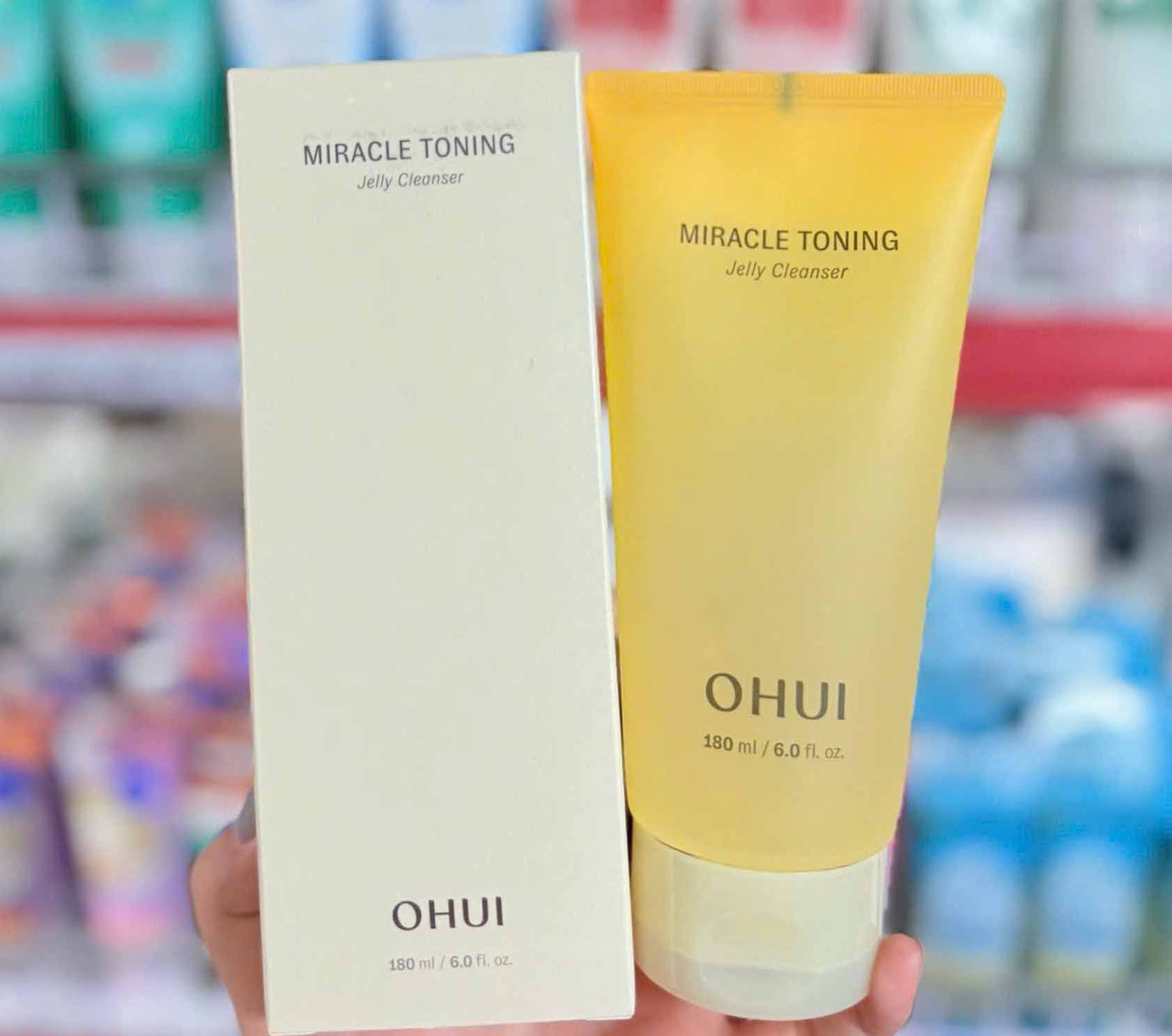 sữa rửa mặt ohui vàng